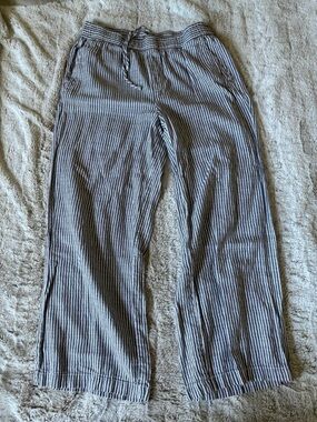 Old Navy Denim and White Striped Linen Drawstring Pants Size Small
